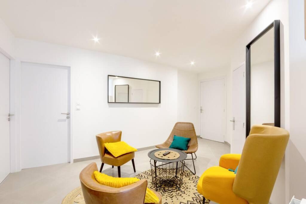La Chambre Liberte 2, Sdb Privative Et Tv, Cuisine Salon Partages, Confort Et Hypercentre Brest Exterior foto